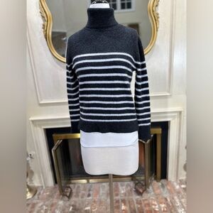 Harper Lane Women’s Cashmere Turtleneck Sweater Black White Stripe Minimalist